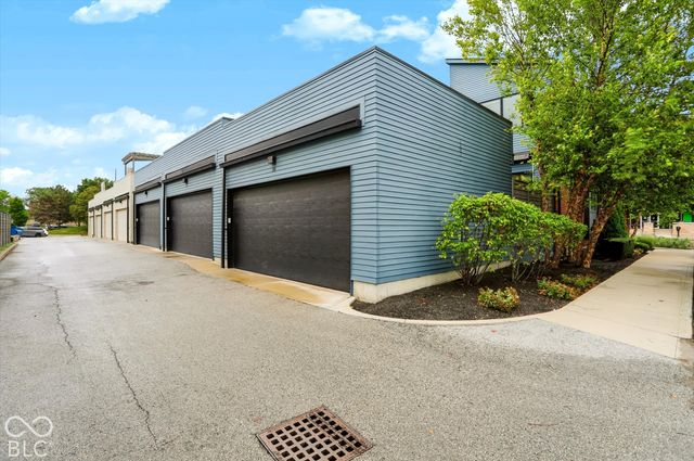 1119 E 10th Street, Indianapolis, IN 46202