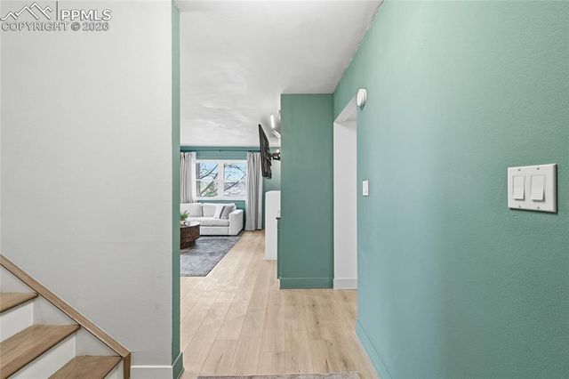 6907 Gayle Lyn Lane, Colorado Springs, CO 80919