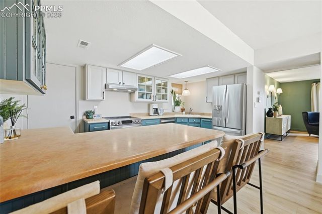 6907 Gayle Lyn Lane, Colorado Springs, CO 80919