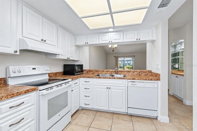 1817 CYPRESS TRACE DRIVE, Safety Harbor, FL 34695