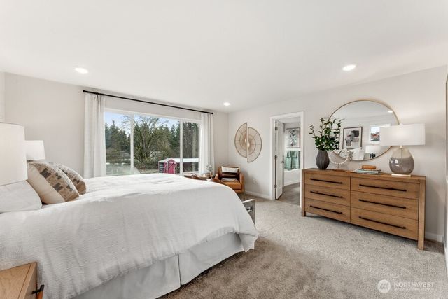 2052 NE Norseman Way, Poulsbo, WA 98370