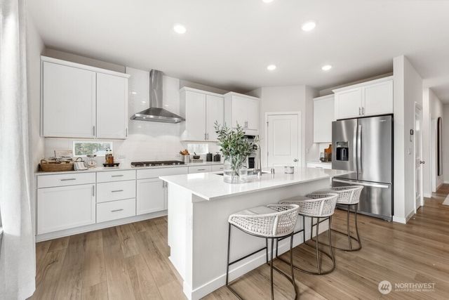 2052 NE Norseman Way, Poulsbo, WA 98370