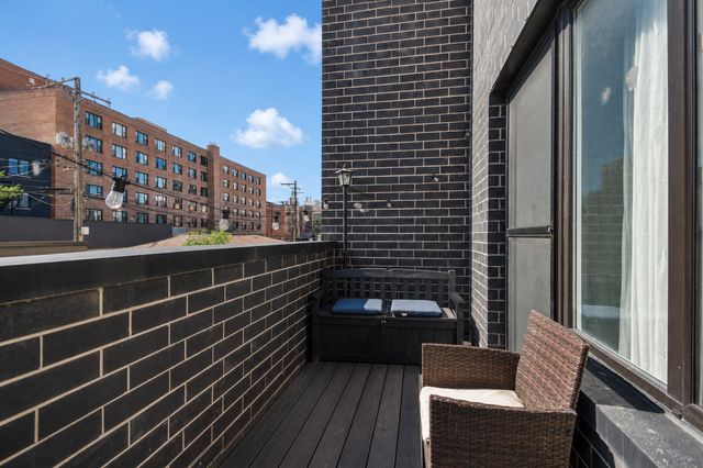 4937 N Winthrop Avenue 1E, Chicago, IL 60640