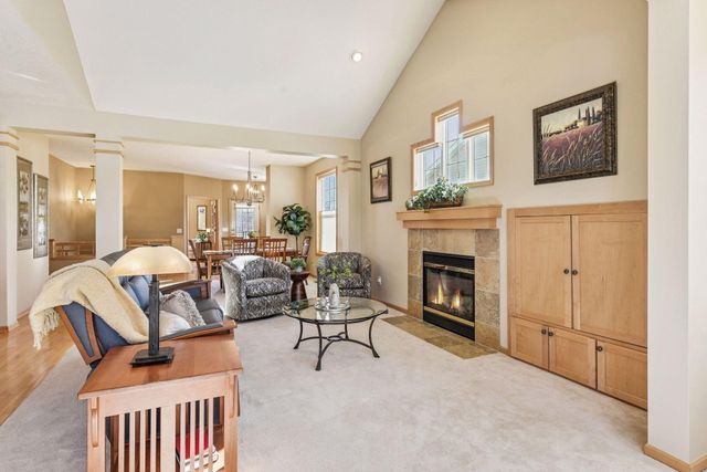 18339 Lansford Path, Lakeville, MN 55044