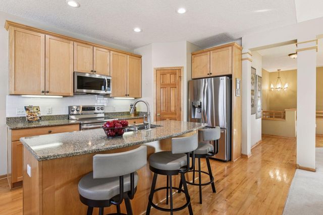 18339 Lansford Path, Lakeville, MN 55044