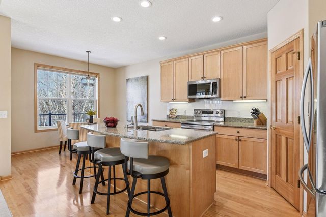 18339 Lansford Path, Lakeville, MN 55044