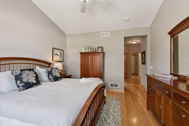 18339 Lansford Path, Lakeville, MN 55044