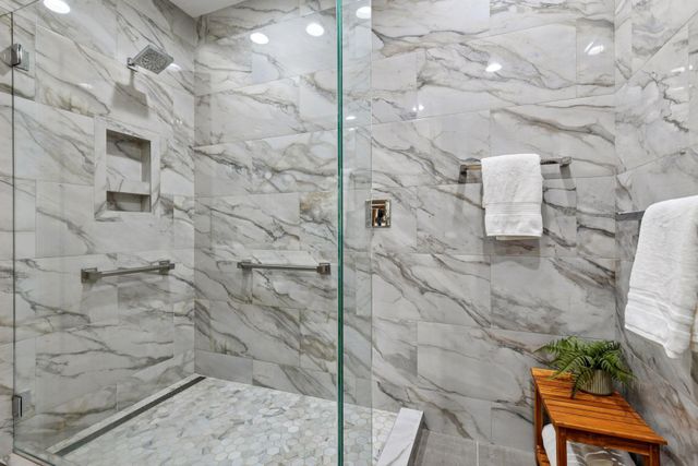 18339 Lansford Path, Lakeville, MN 55044