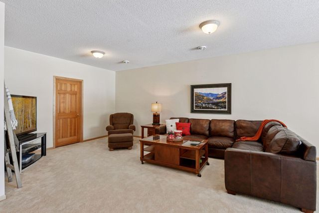 18339 Lansford Path, Lakeville, MN 55044