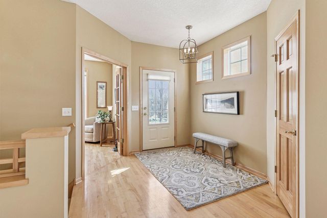 18339 Lansford Path, Lakeville, MN 55044