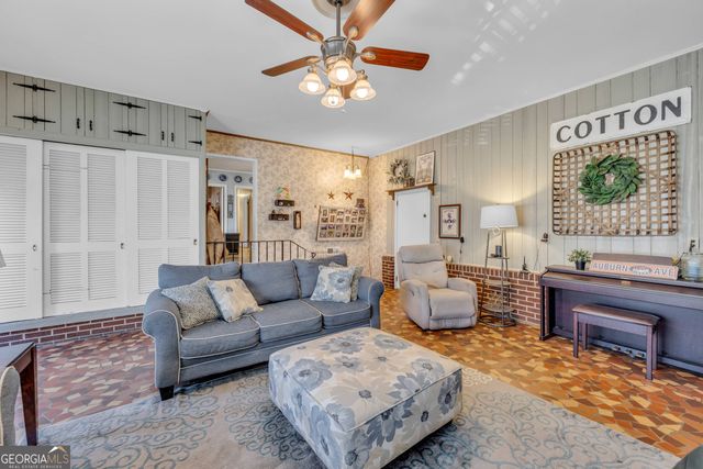 169 Brown Street, Hartwell, GA 30643