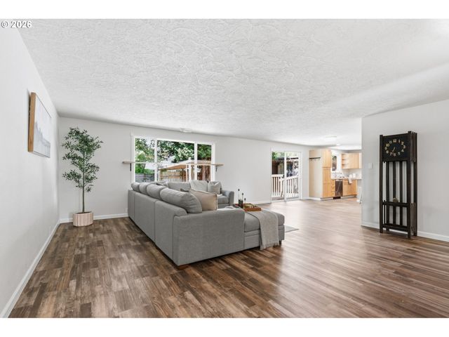 361 FIR Ave, Woodland, WA 98674