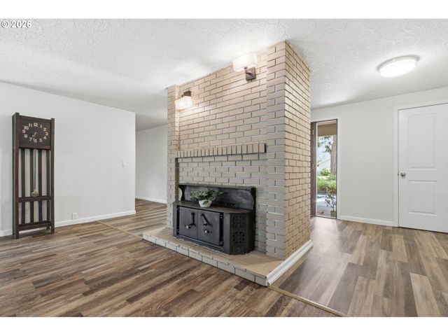 361 FIR Ave, Woodland, WA 98674