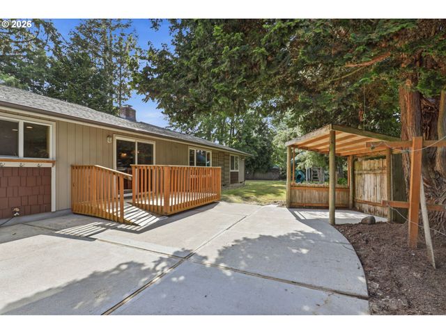361 FIR Ave, Woodland, WA 98674
