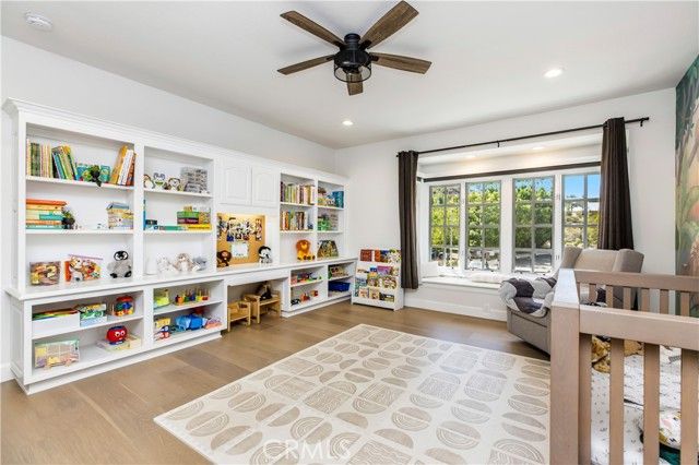 6032 County Oak Road, Woodland Hills (los Angeles), CA 91367