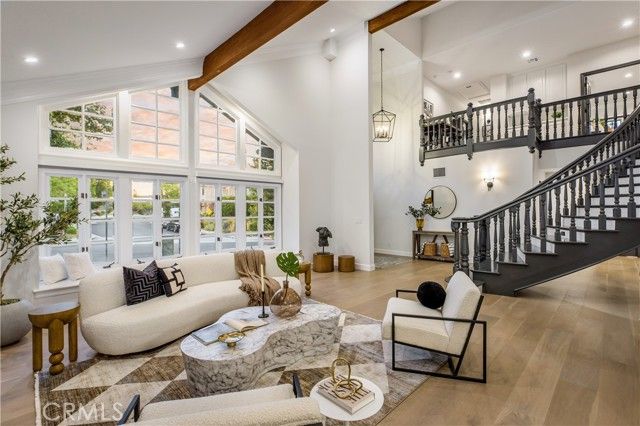 6032 County Oak Road, Woodland Hills (los Angeles), CA 91367