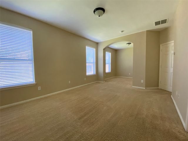513 Jefferson Lane, Lake Dallas, TX 75065