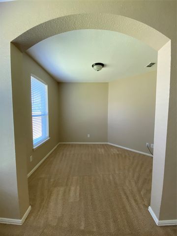 513 Jefferson Lane, Lake Dallas, TX 75065