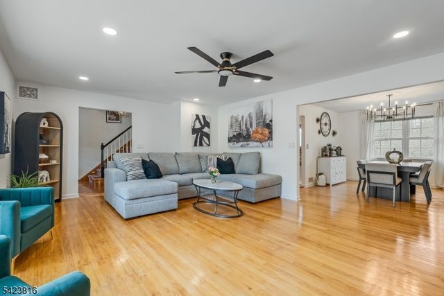645 Foothill Rd, Bridgewater Twp., NJ 08807