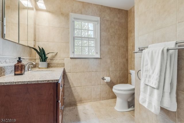 645 Foothill Rd, Bridgewater Twp., NJ 08807