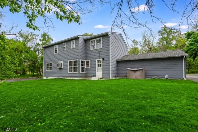 645 Foothill Rd, Bridgewater Twp., NJ 08807