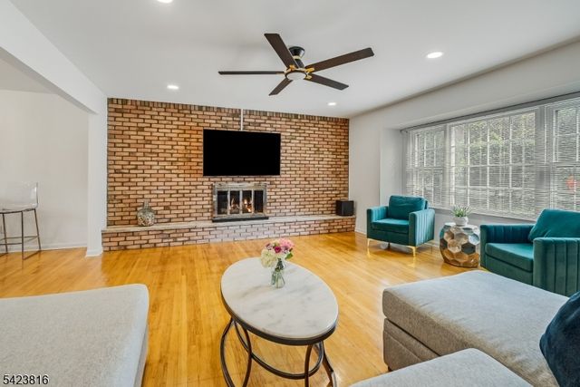 645 Foothill Rd, Bridgewater Twp., NJ 08807