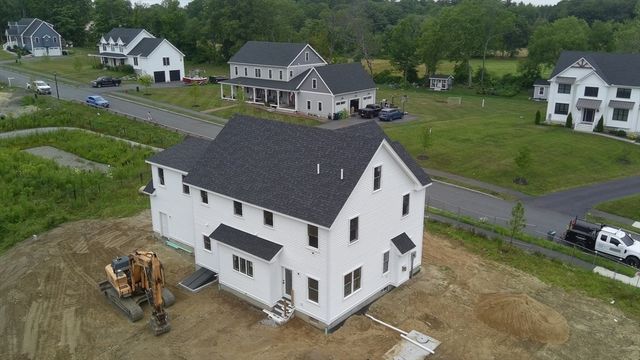 6 Katie Ln, Groveland, MA 01834