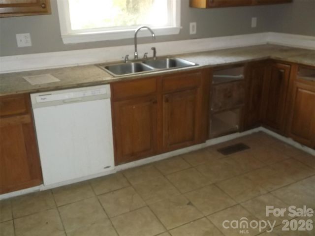 310 Arbor Street, Wadesboro, NC 28170