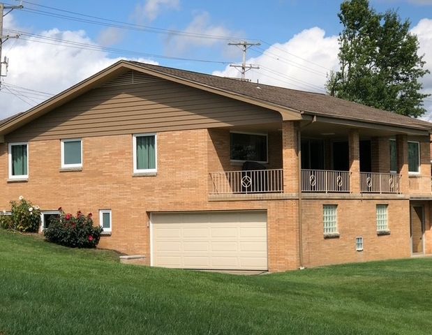 335 Commonwealth Ave, West Mifflin, PA 15122
