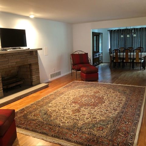 335 Commonwealth Ave, West Mifflin, PA 15122