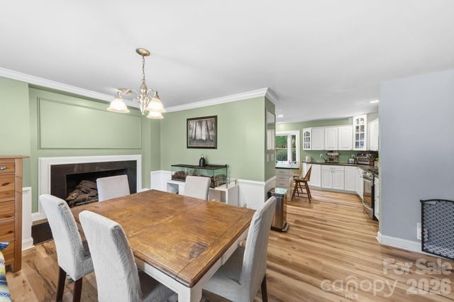 217 Robinson Avenue, Matthews, NC 28104