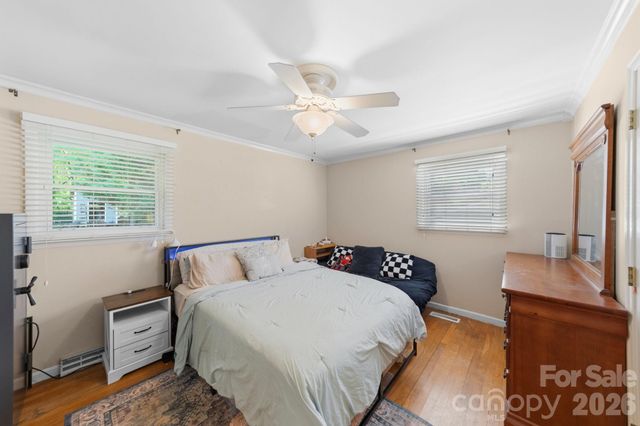 217 Robinson Avenue, Matthews, NC 28104
