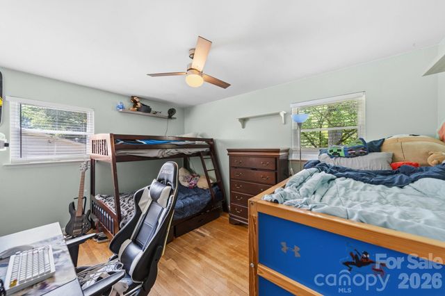 217 Robinson Avenue, Matthews, NC 28104