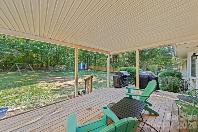 217 Robinson Avenue, Matthews, NC 28104