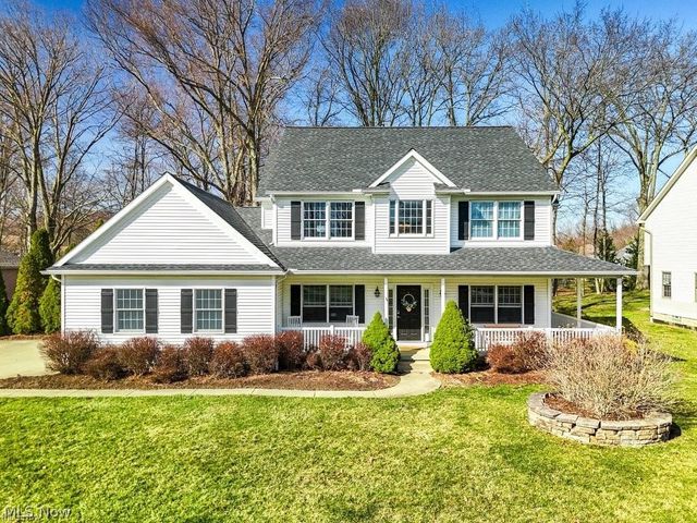1467 Summer Wood Lane, Uniontown, OH 44685