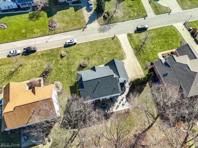 1467 Summer Wood Lane, Uniontown, OH 44685