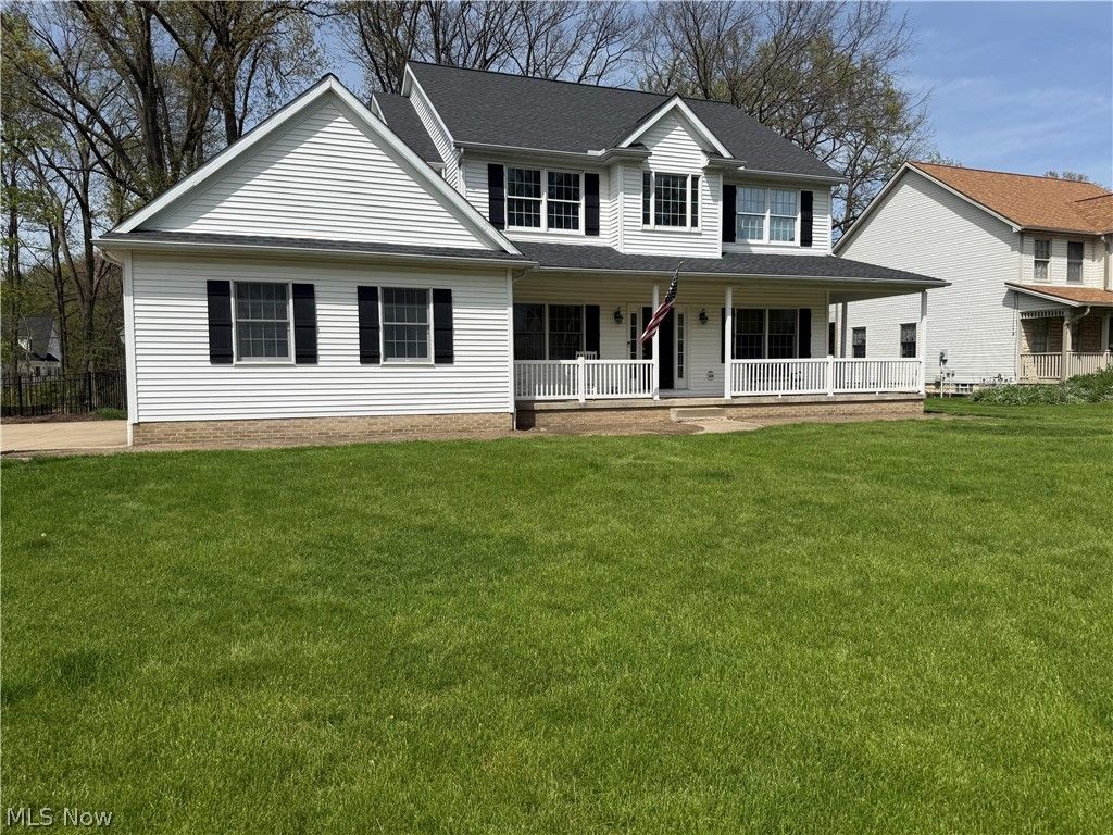 1467 Summer Wood Lane, Uniontown, OH 44685