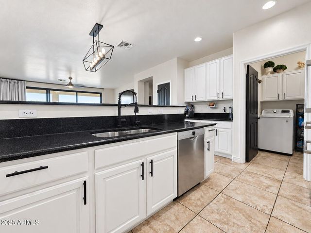 15692 W MEADOWBROOK Avenue, Goodyear, AZ 85395
