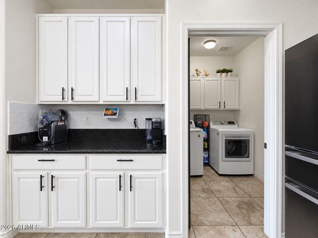 15692 W MEADOWBROOK Avenue, Goodyear, AZ 85395