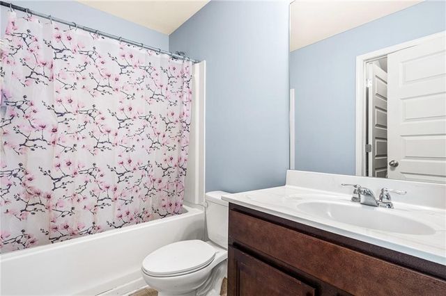 2040 Dickons Garden Lane, Mcdonough, GA 30253