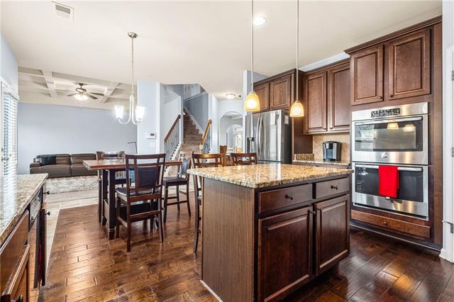 2040 Dickons Garden Lane, Mcdonough, GA 30253