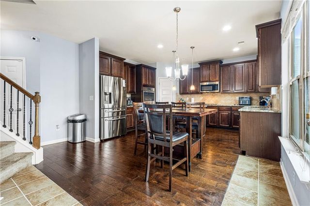 2040 Dickons Garden Lane, Mcdonough, GA 30253