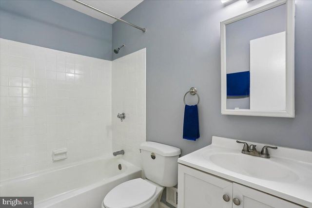18325 ALLSPICE DR, Germantown, MD 20874