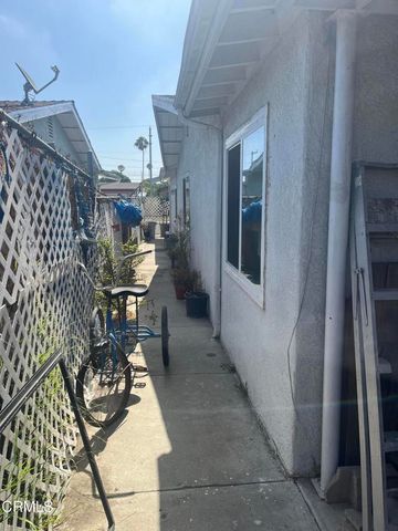 211 Featherstone Street, Oxnard, CA 93030