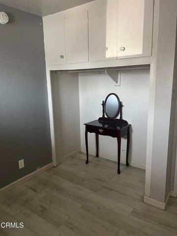 211 Featherstone Street, Oxnard, CA 93030