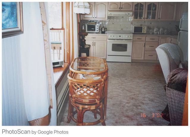 226 Amesbury Road, Kensington, NH 03833