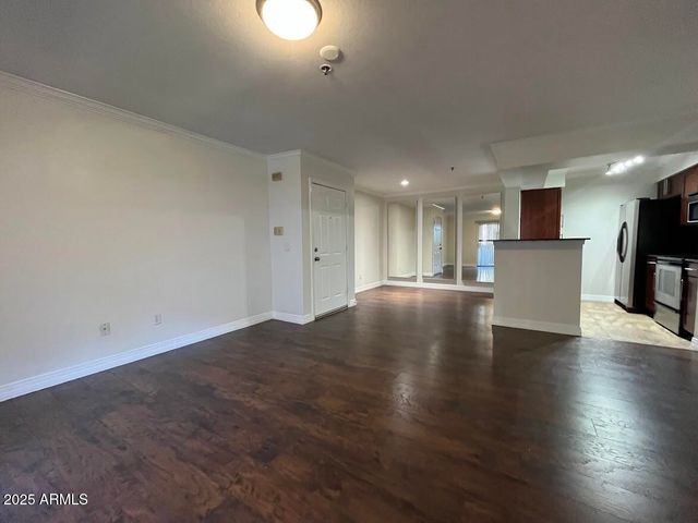 2025 E Campbell Avenue Apt 142, Phoenix, AZ 85016
