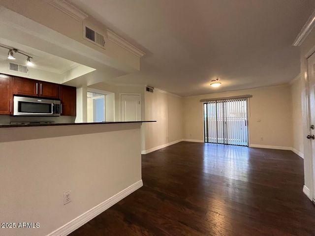 2025 E Campbell Avenue Apt 142, Phoenix, AZ 85016