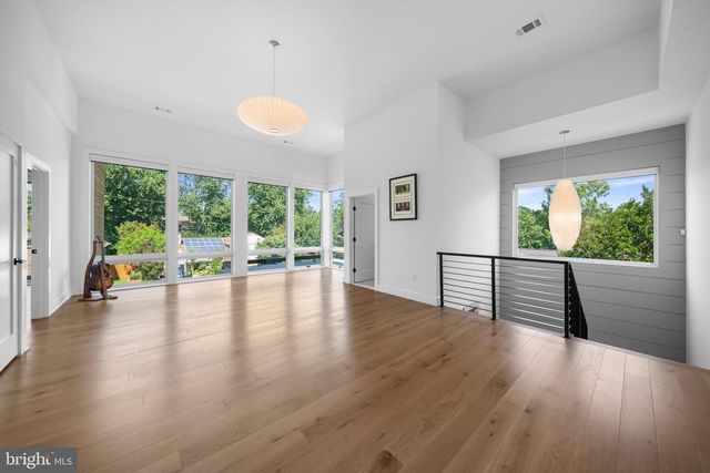1459 DEWBERRY CT, Mclean, VA 22101