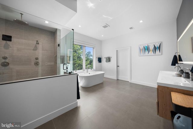 1459 DEWBERRY CT, Mclean, VA 22101